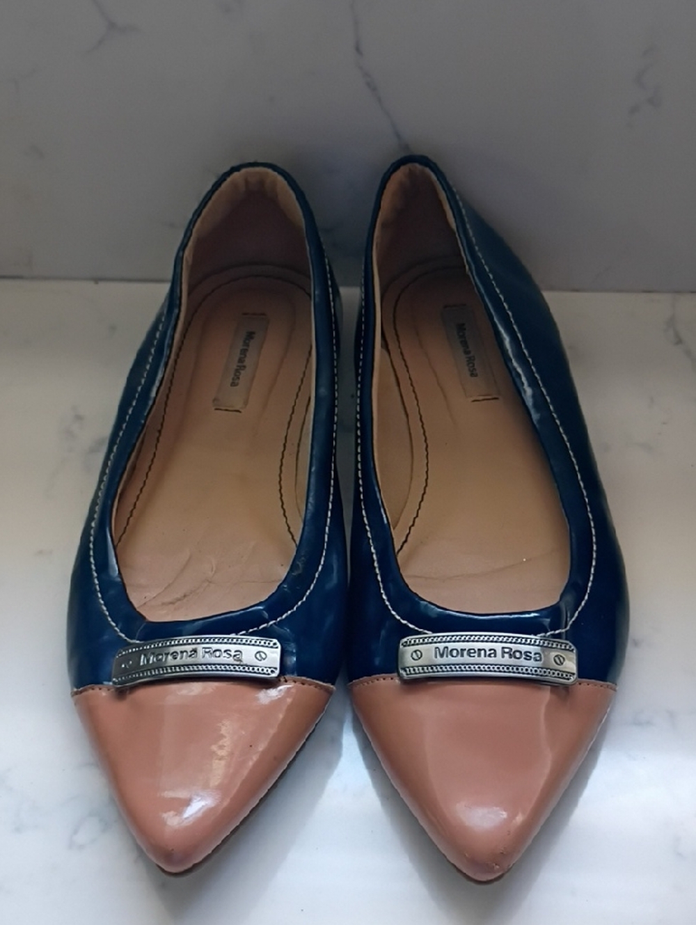 Morena Rosa Women's Two-Tone Navy and Nude Pointed Toe Flats